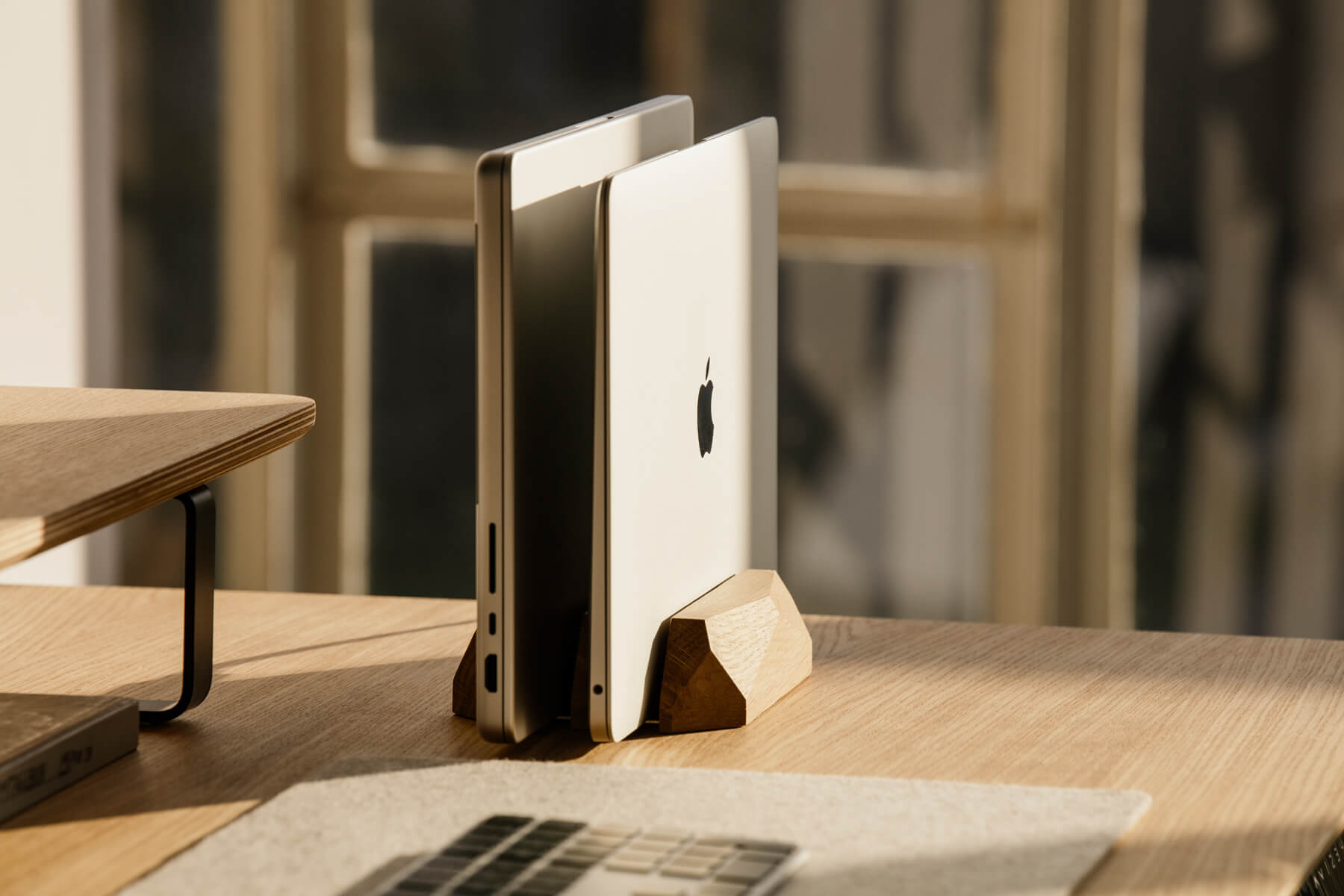 dual laptop dock oak