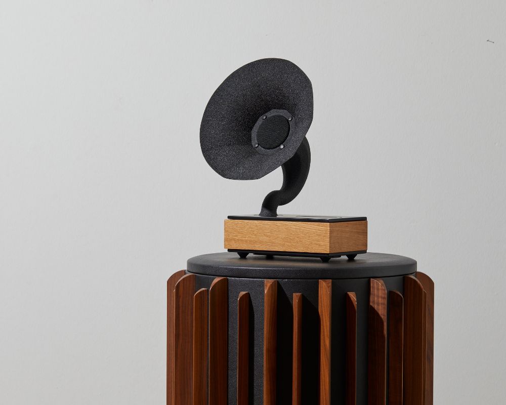 Acoustibox - The Acoustic Smartphone Amplifier – Wooden Amsterdam