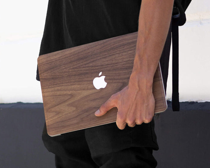 rauw walnut macbook lifestyle