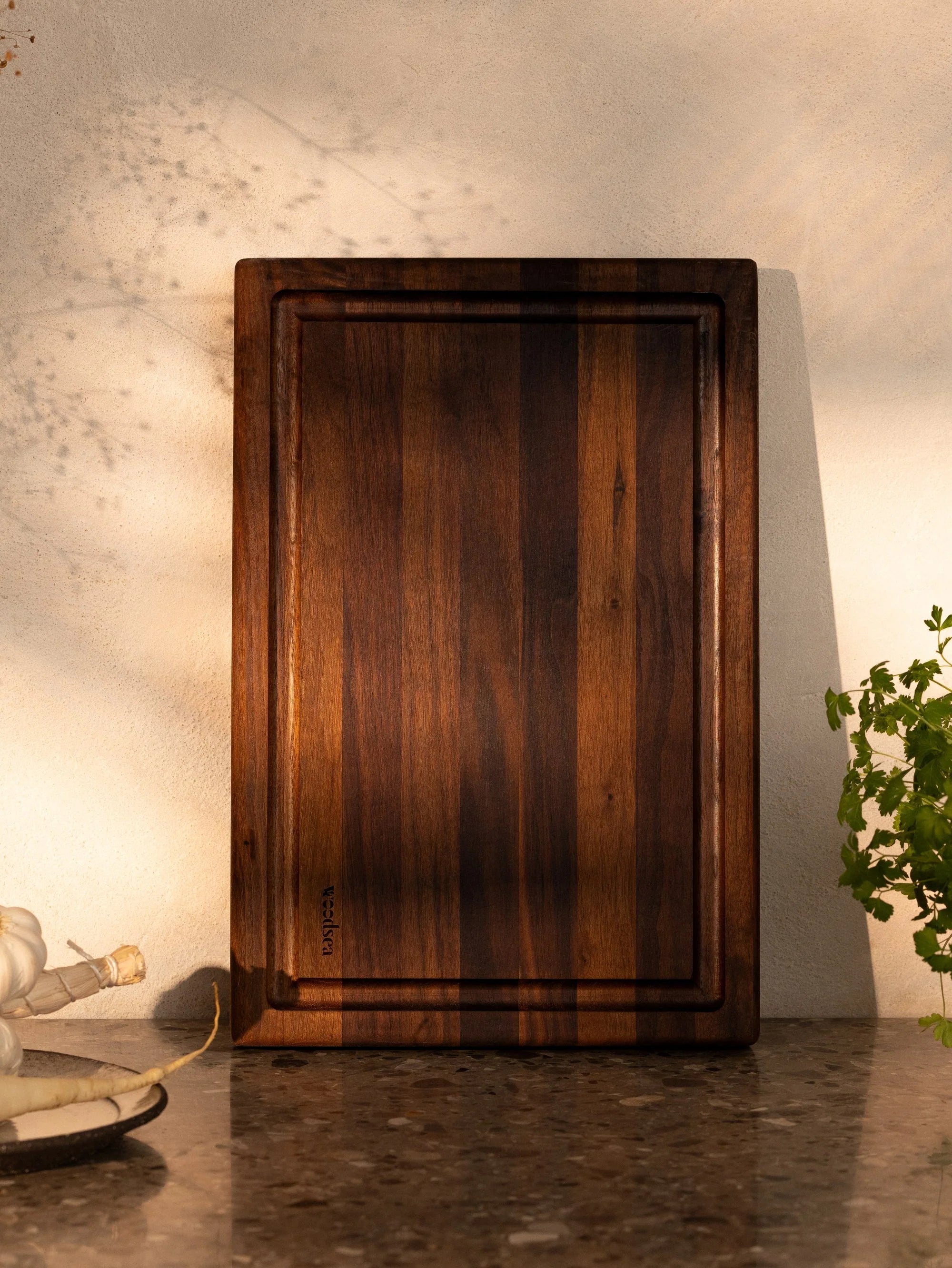 Classic Butcher Board with Groove - Walnut