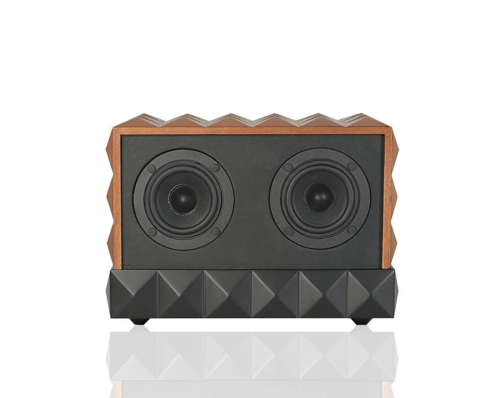 acoustibox – solid oak bluetooth speaker