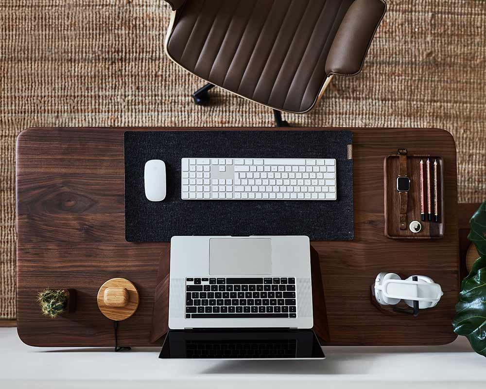 classic desk walnut mood 004