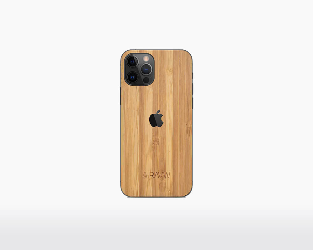 cover iphone 12 pro bamboo rauw on webshop wooden amsterdam.jpg