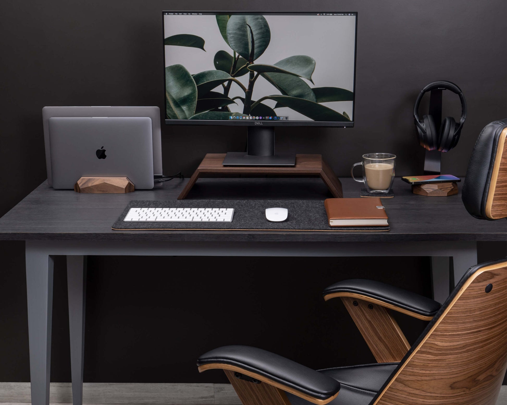 dual laptop dock walnut oakywood 4 scaled 1.jpg