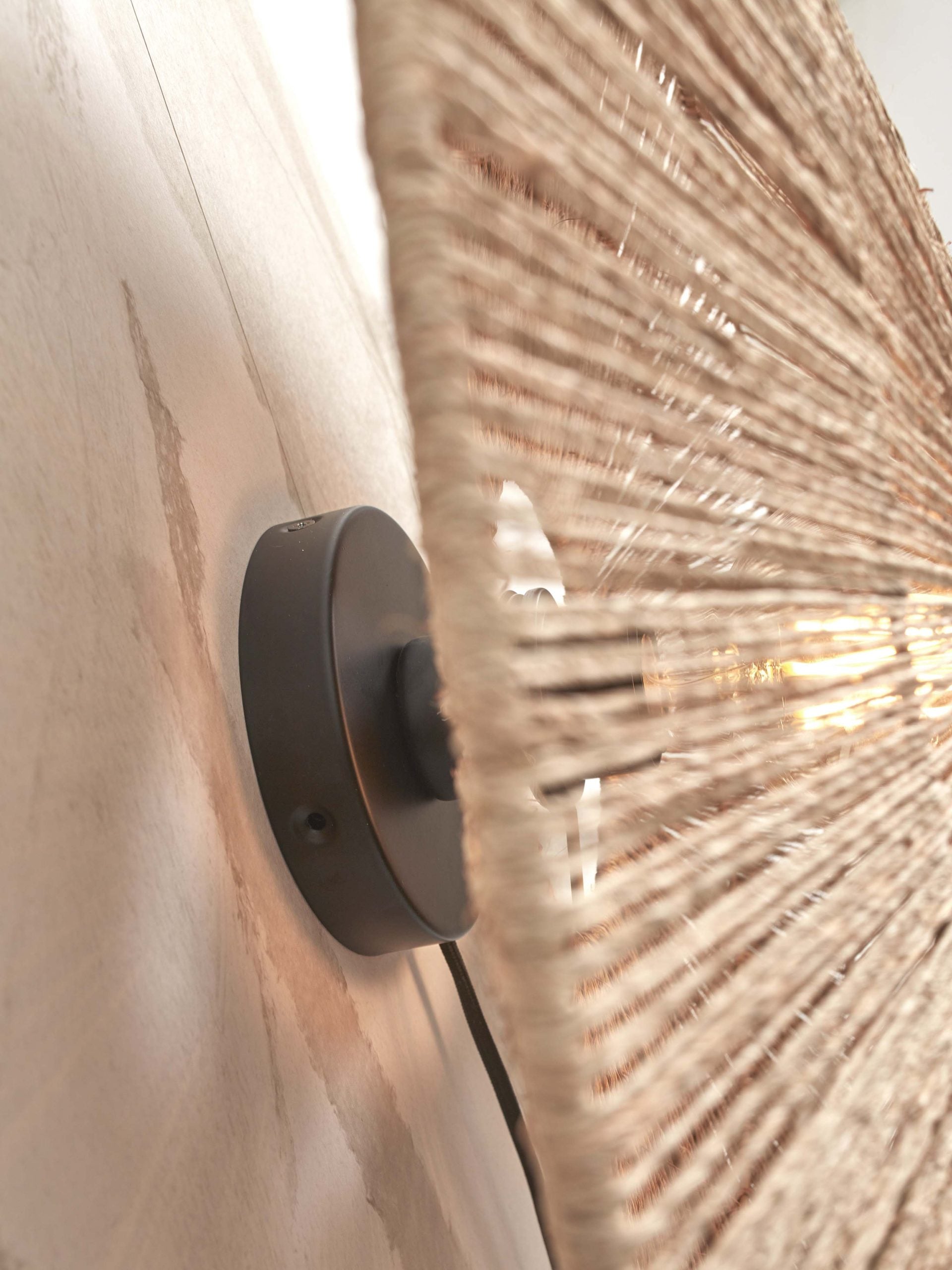 Wall Lamp - IGUAZU - Jute / Disc