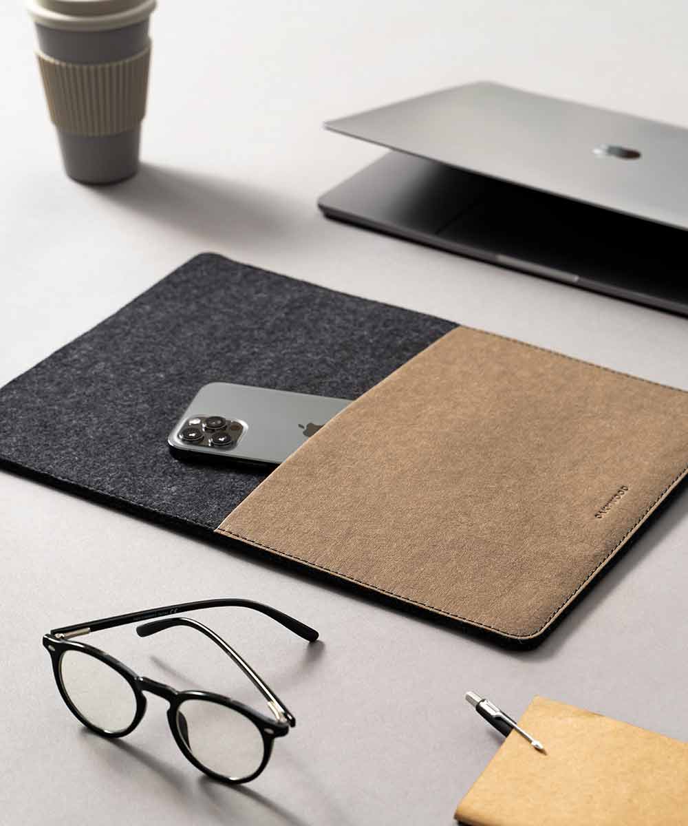 ipad macbook sleeves felt cork moodimg 2