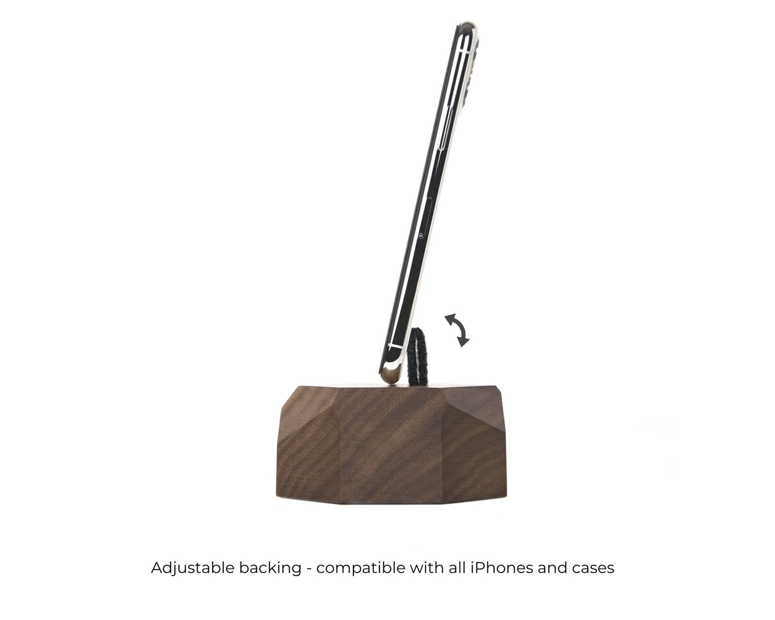iphone dock walnut oakywood 3