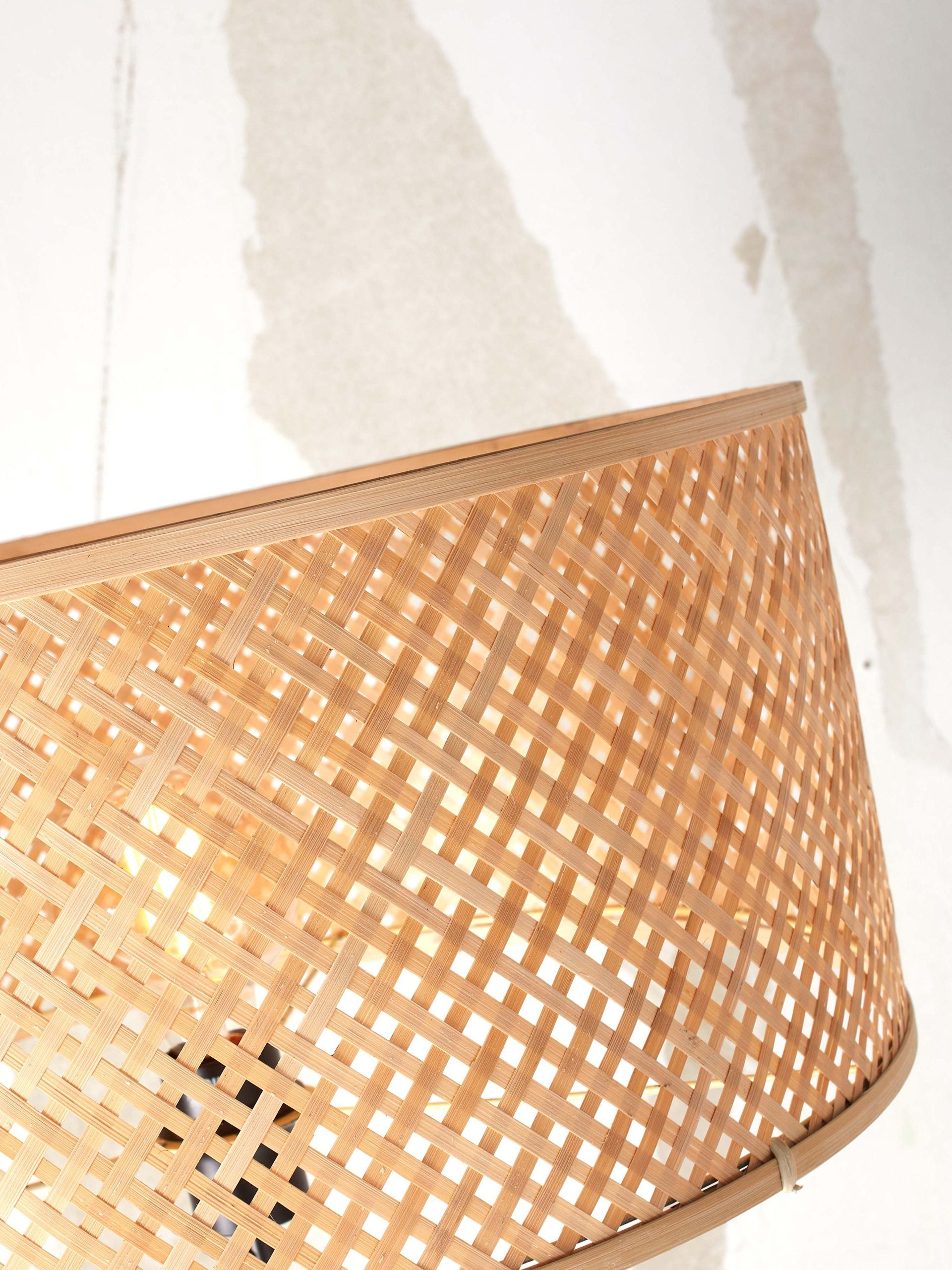 Floor Lamp - JAVA - 3-Legs - Bamboo