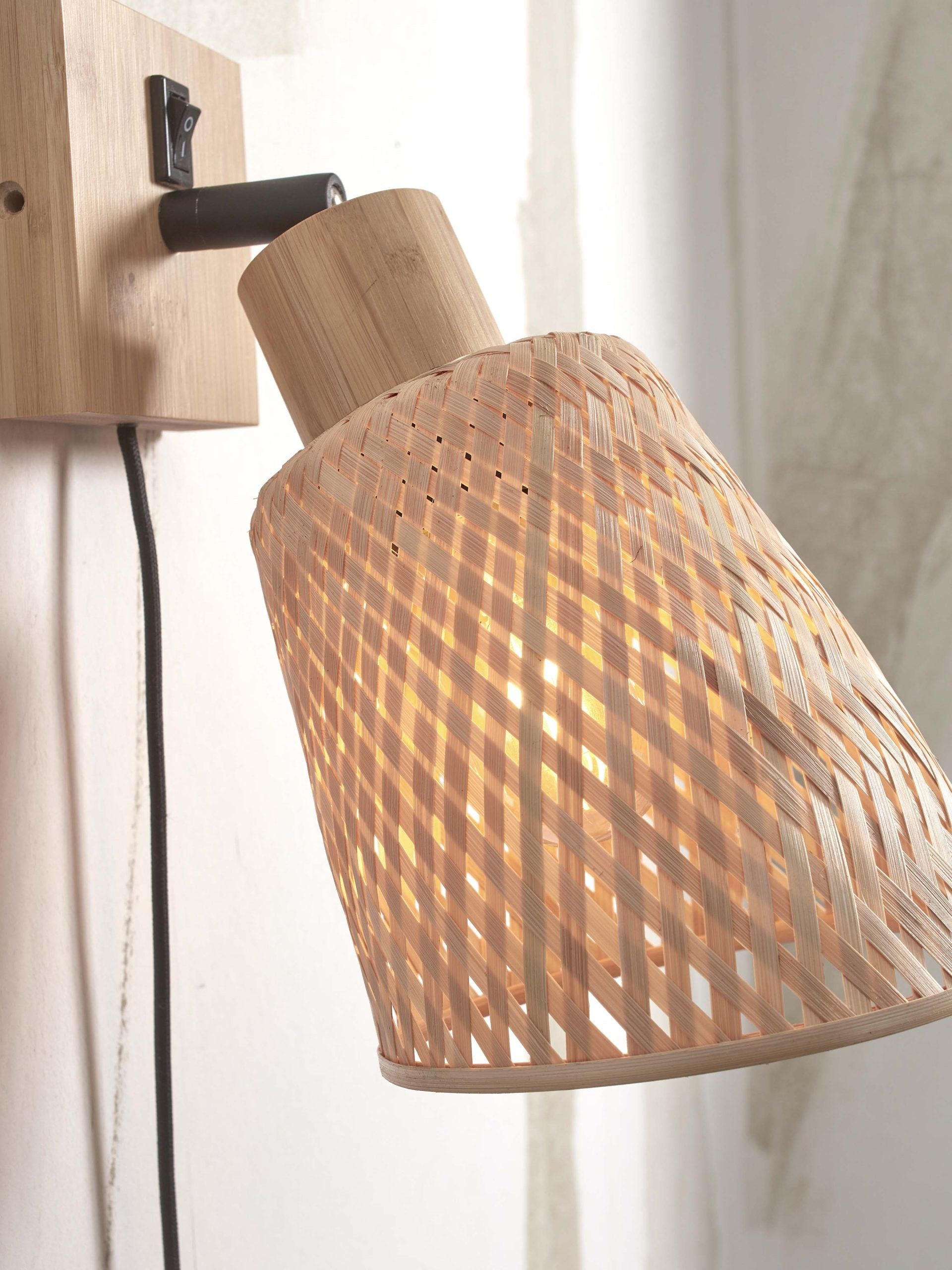 Wall Lamp - JAVA - Bamboo