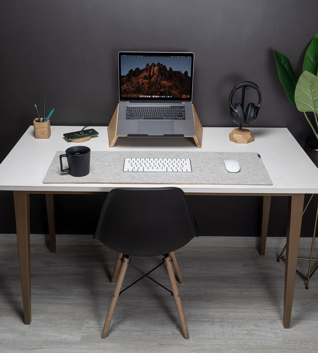laptop stand oak oakywood mood pic 4