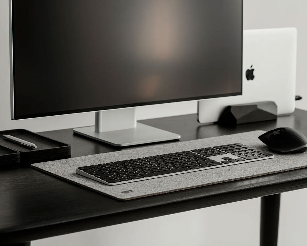 classic desk black