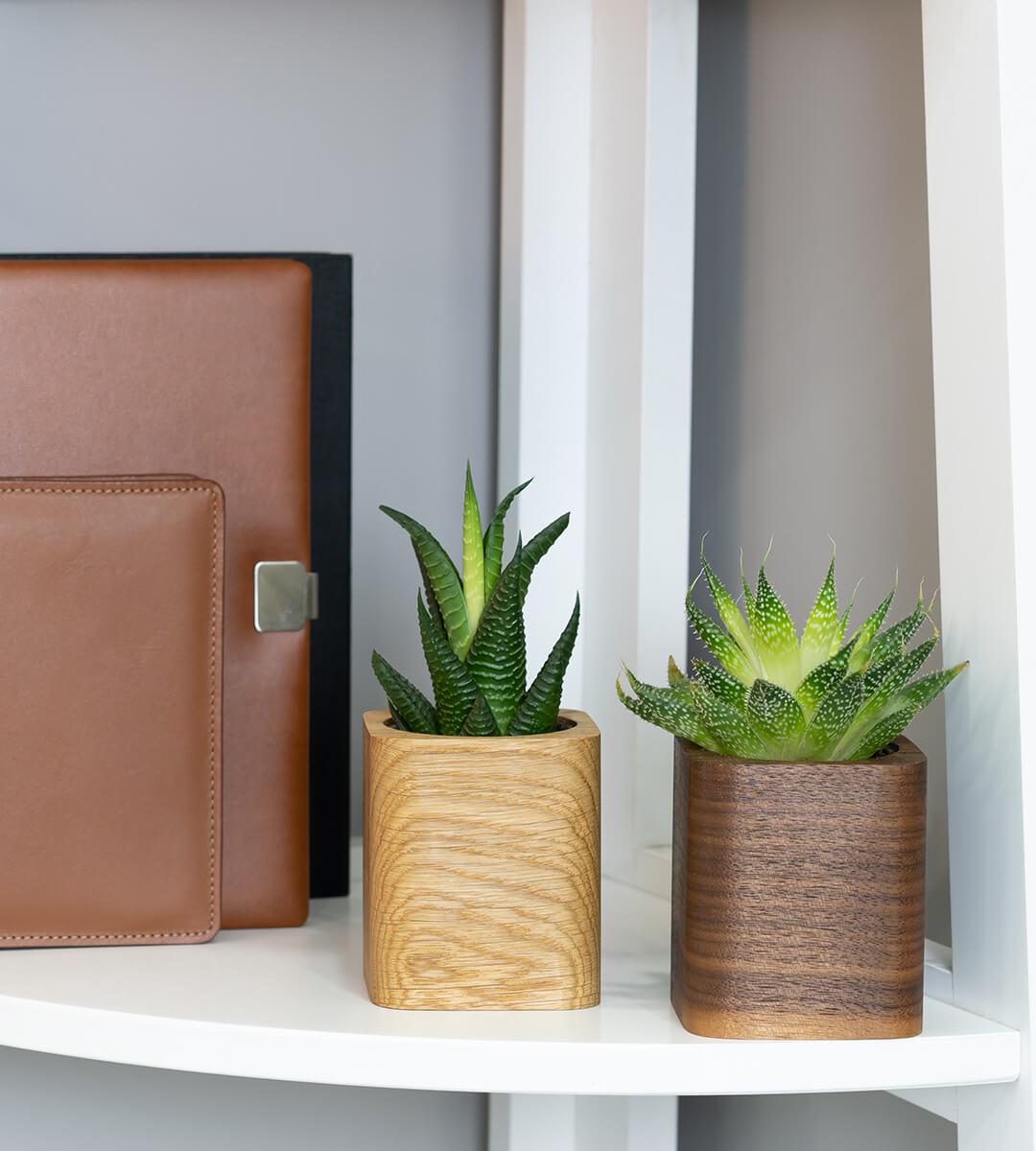square planters oak walnut oakywood