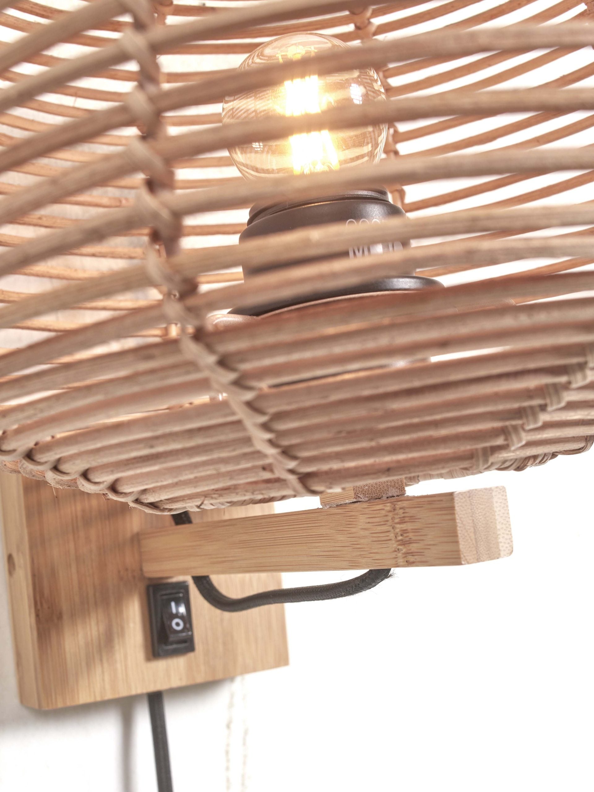 Wall Lamp Tanami Rattan