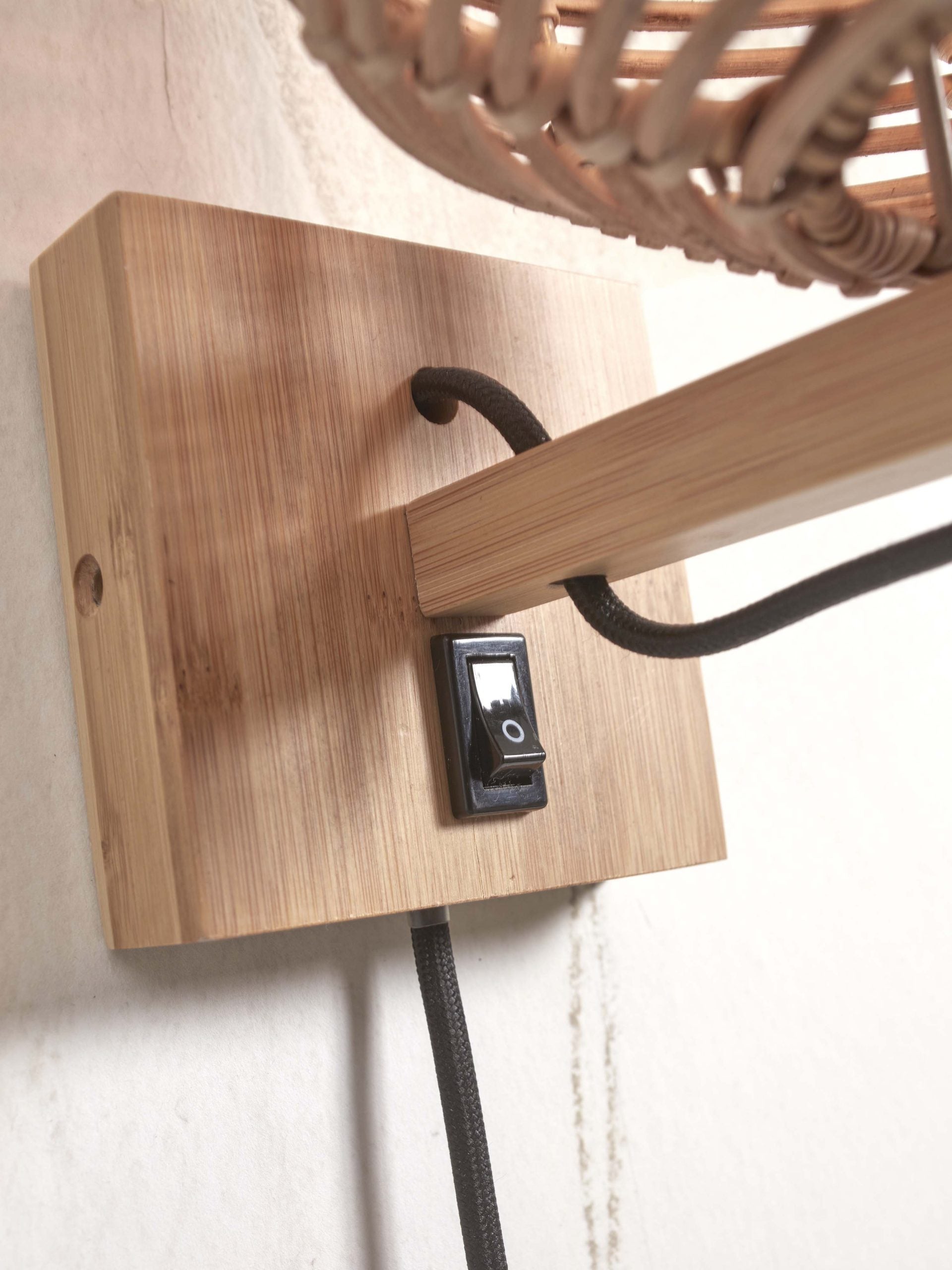 Wall Lamp - TANAMI - Rattan - Tube