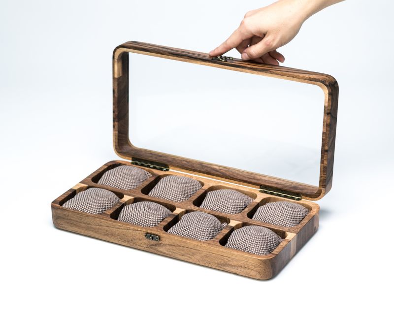 watch box 8 glass lid walnut wood