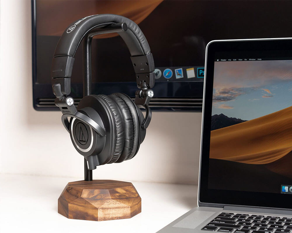 wooden headphone stand oakywood walnut wood natural desk organizer on webshop wooden amsterdam.jpg