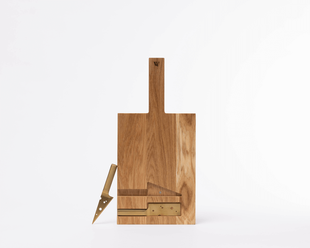 woodsea cheese board with knives oak small 42 20 2 cm 2